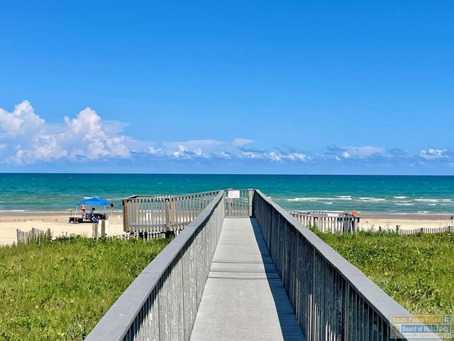 6401 Fountain Way, South Padre Island, TX 78597