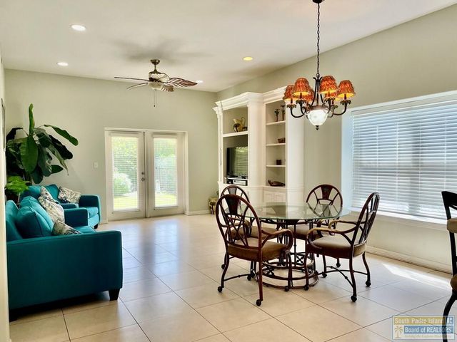 6401 Fountain Way, South Padre Island, TX 78597