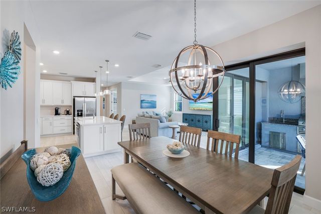 1944 Yellowfin CIR, Naples, FL 34114