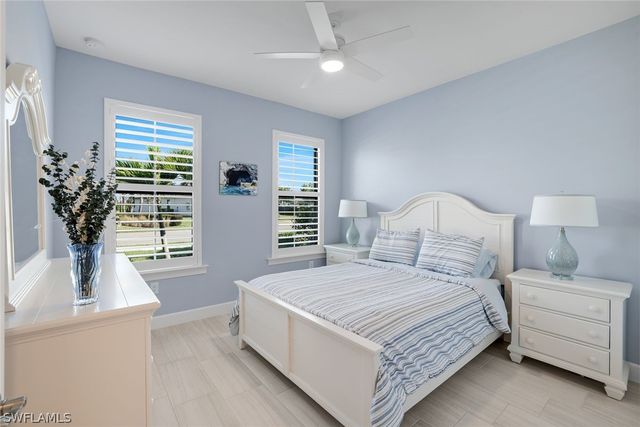 1944 Yellowfin CIR, Naples, FL 34114