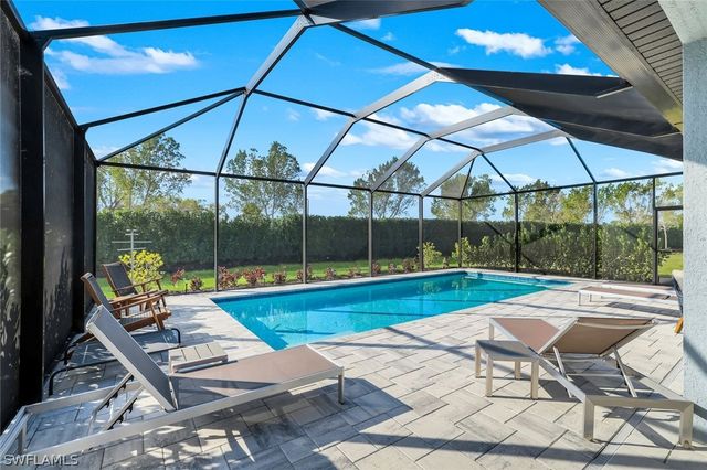 1944 Yellowfin CIR, Naples, FL 34114