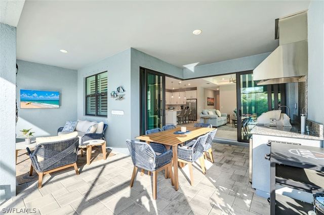 1944 Yellowfin CIR, Naples, FL 34114