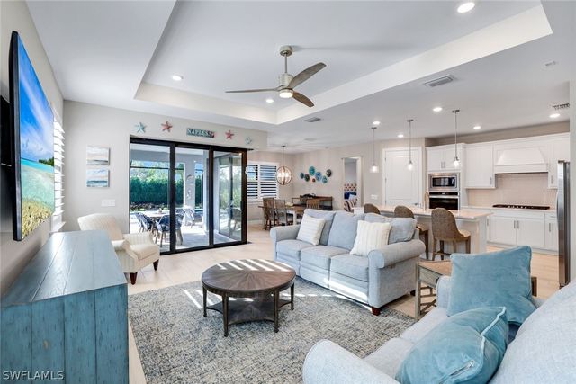 1944 Yellowfin CIR, Naples, FL 34114