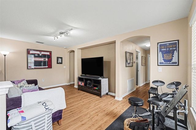 20542 GRAND VISTA LANE, Tampa, FL 33647