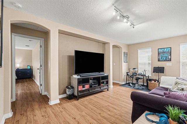 20542 GRAND VISTA LANE, Tampa, FL 33647