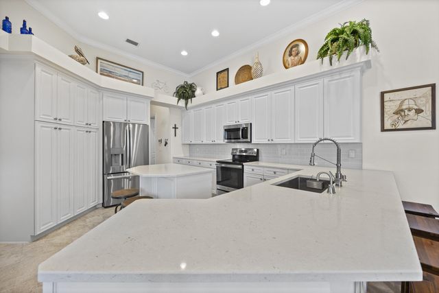 19044 SE Jupiter River Drive, Jupiter, FL 33458