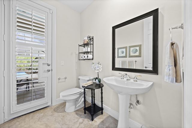 19044 SE Jupiter River Drive, Jupiter, FL 33458