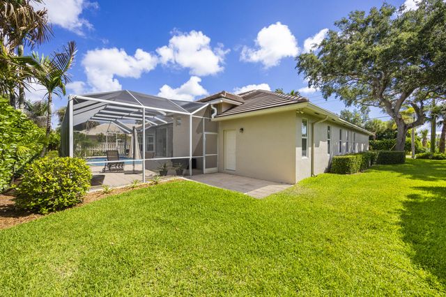 19044 SE Jupiter River Drive, Jupiter, FL 33458