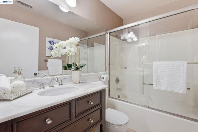 1424 Peachtree Common, Livermore, CA 94551