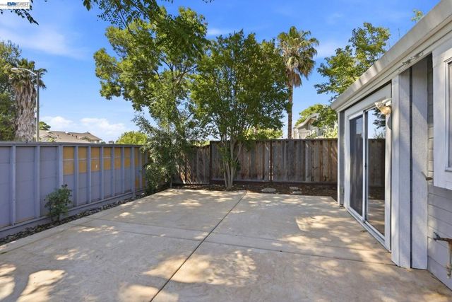 1424 Peachtree Common, Livermore, CA 94551