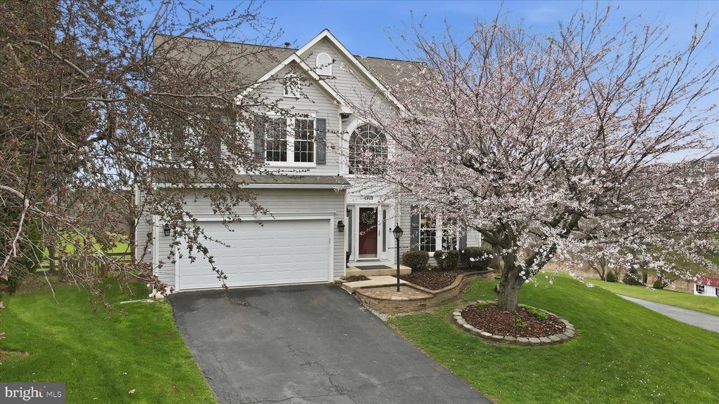 Image 1 of property listing at 4908 SHELBURNE CT, Jefferson, MD 21755