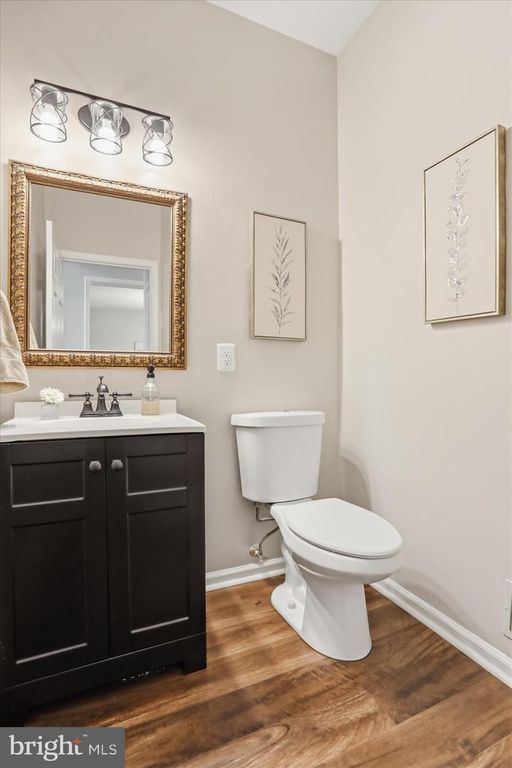 Image 19 of property listing at 4908 SHELBURNE CT, Jefferson, MD 21755