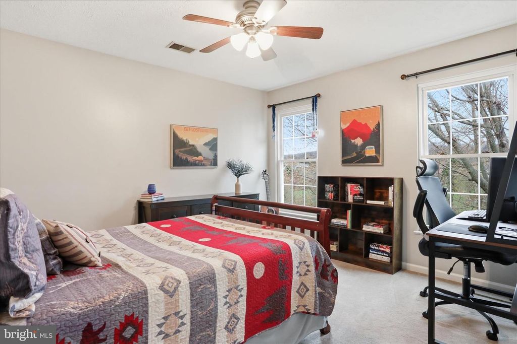 Image 29 of property listing at 4908 SHELBURNE CT, Jefferson, MD 21755