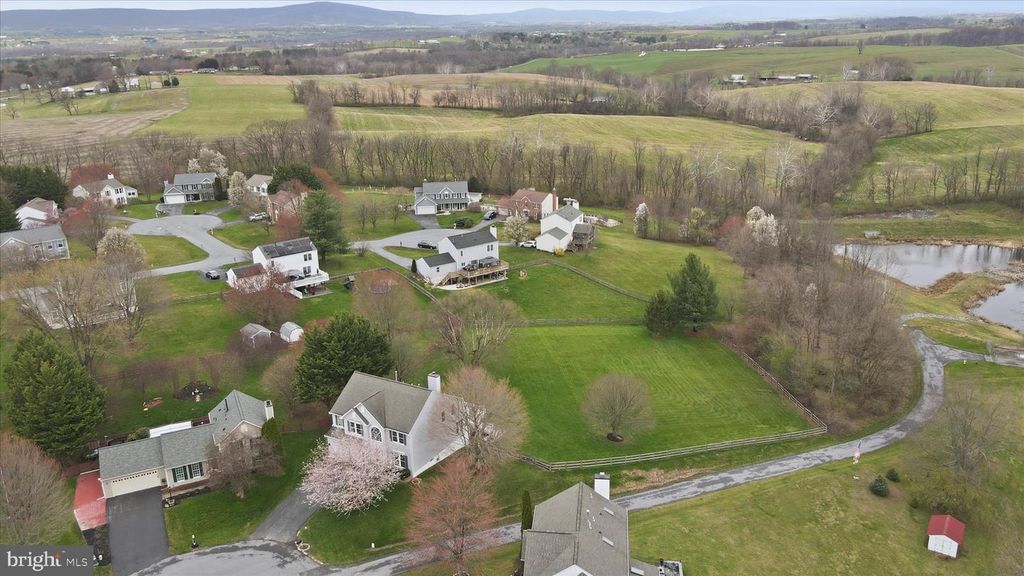 Image 44 of property listing at 4908 SHELBURNE CT, Jefferson, MD 21755