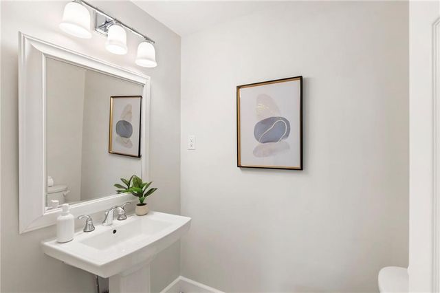 4010 Roswell NE Road B3, Atlanta, GA 30342