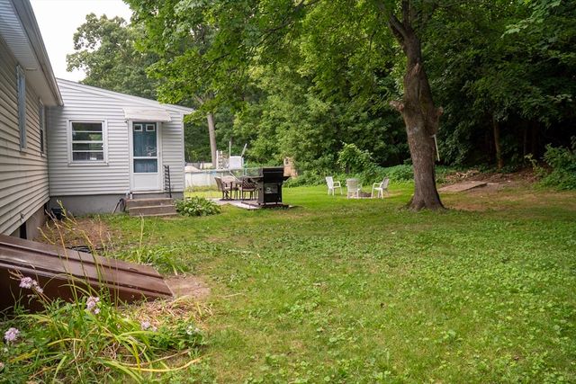 159 Roy, Springfield, MA 01104