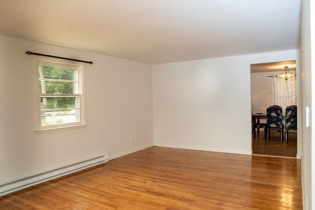 159 Roy, Springfield, MA 01104