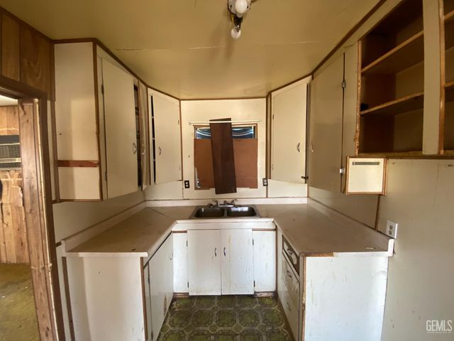 113 Q Street, Taft, CA 93268