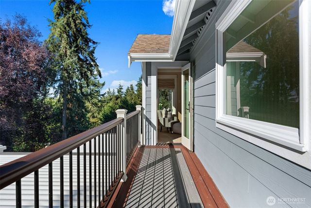 904 7th Court, Fox Island, WA 98333