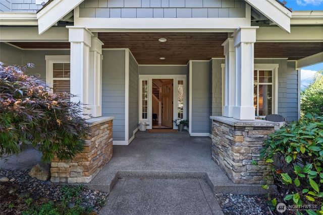 904 7th Court, Fox Island, WA 98333