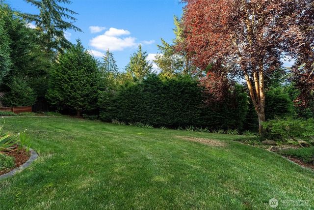 904 7th Court, Fox Island, WA 98333