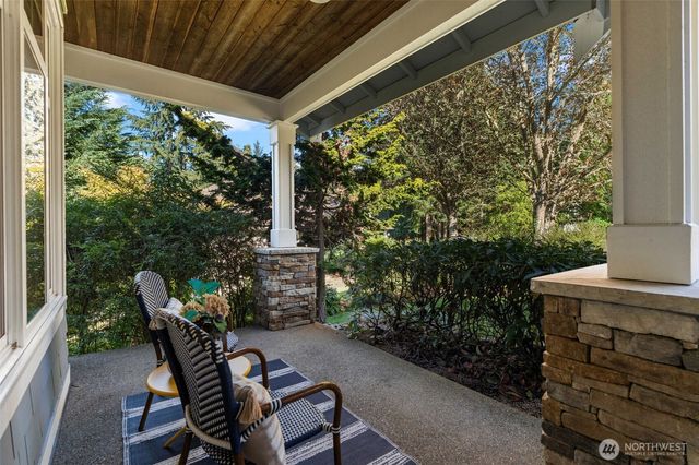 904 7th Court, Fox Island, WA 98333