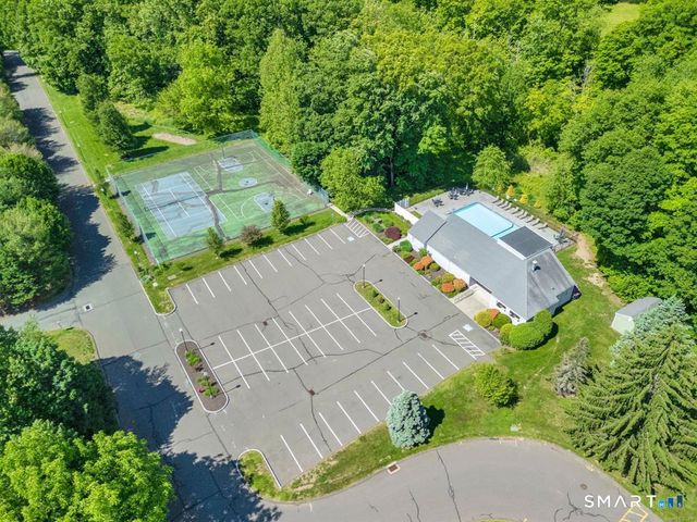210 Brentwood Drive 210, Wallingford, CT 06492