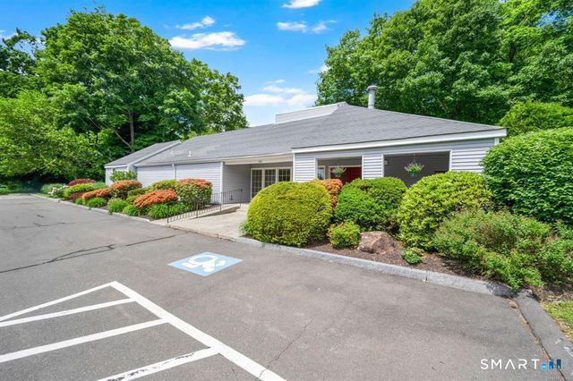 210 Brentwood Drive 210, Wallingford, CT 06492
