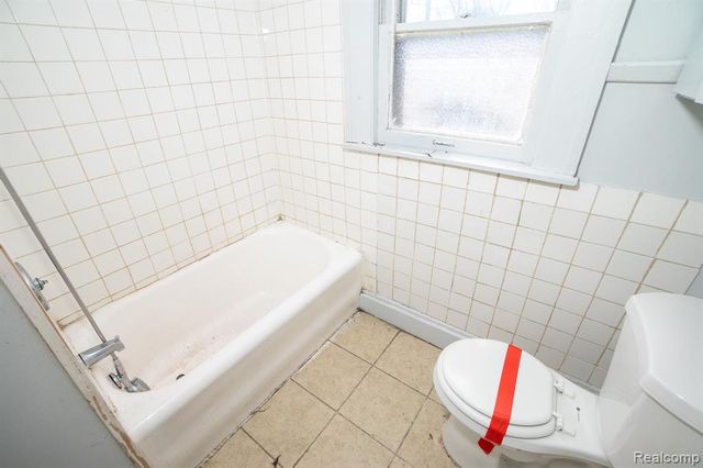 16155 Trinity Street, Detroit, MI 48219