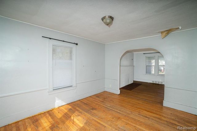 16155 Trinity Street, Detroit, MI 48219