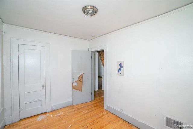 16155 Trinity Street, Detroit, MI 48219