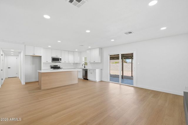 1514 E VERLEA Drive, Tempe, AZ 85282