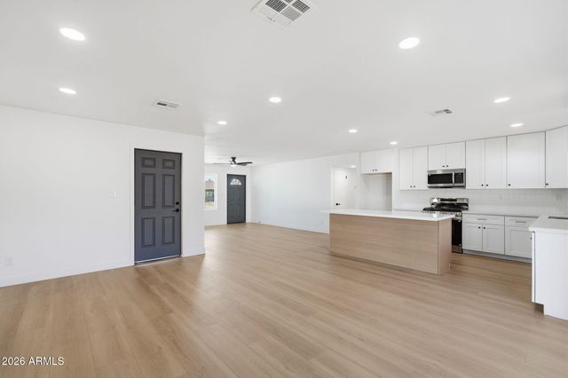 1514 E VERLEA Drive, Tempe, AZ 85282