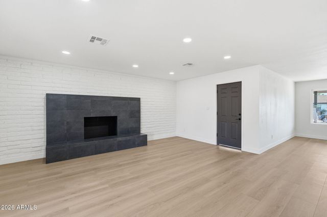 1514 E VERLEA Drive, Tempe, AZ 85282