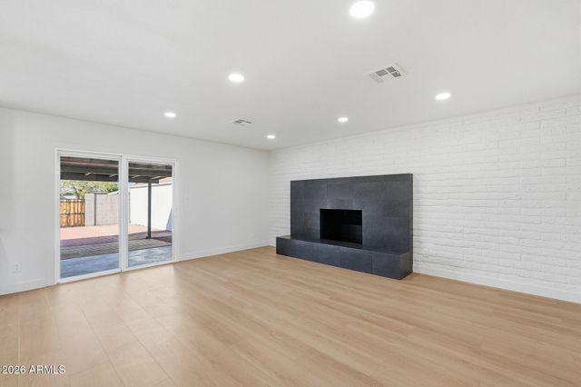 1514 E VERLEA Drive, Tempe, AZ 85282