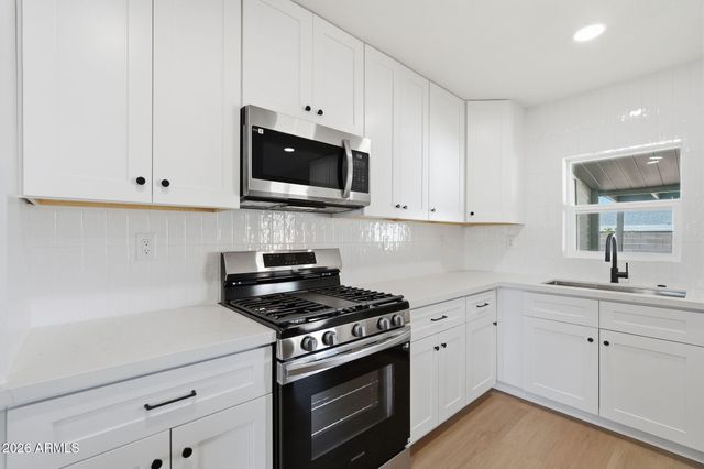 1514 E VERLEA Drive, Tempe, AZ 85282