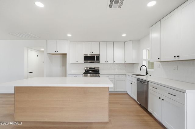 1514 E VERLEA Drive, Tempe, AZ 85282