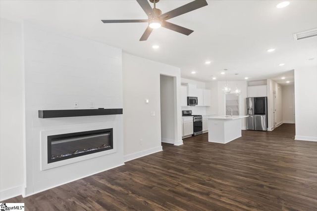 121 Terpack Court, Gray Court, SC 29645