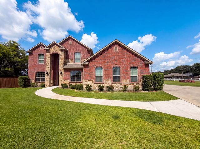 8580 Cedar Creek Lane, Greenville, TX 75402