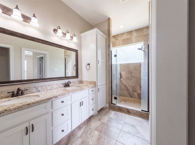 8580 Cedar Creek Lane, Greenville, TX 75402