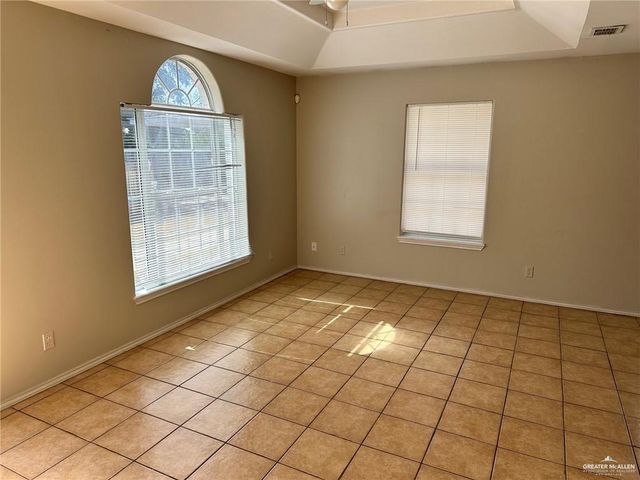 613 La Mancha Drive, Edinburg, TX 78541