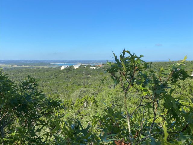 1040 Summit Bluff, Canyon Lake, TX 78133