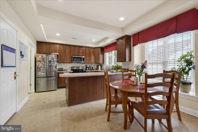 377 BRITTANY CT, Souderton, PA 18964