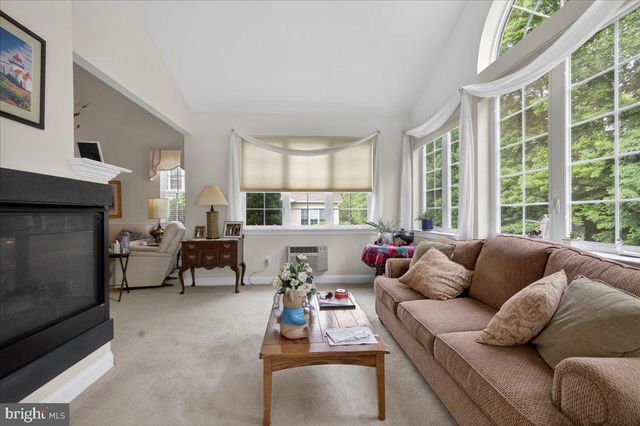 377 BRITTANY CT, Souderton, PA 18964