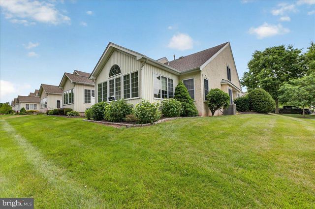 377 BRITTANY CT, Souderton, PA 18964