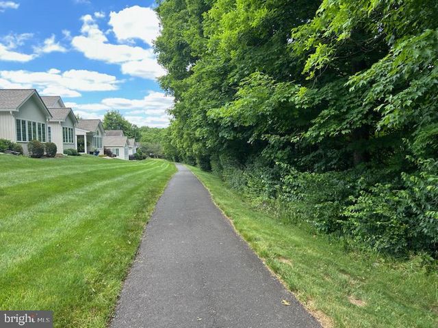 377 BRITTANY CT, Souderton, PA 18964