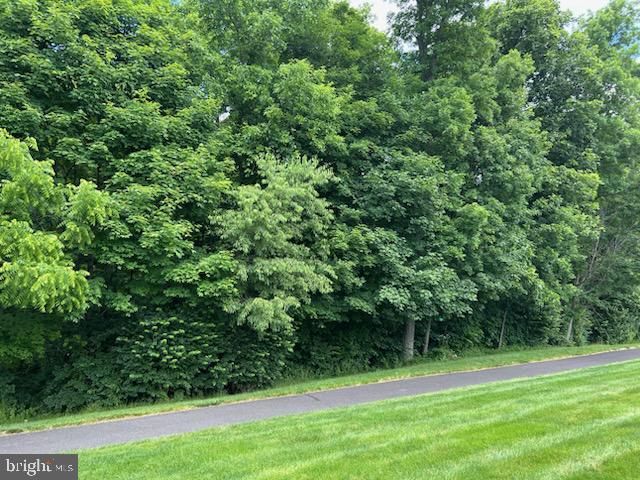 377 BRITTANY CT, Souderton, PA 18964