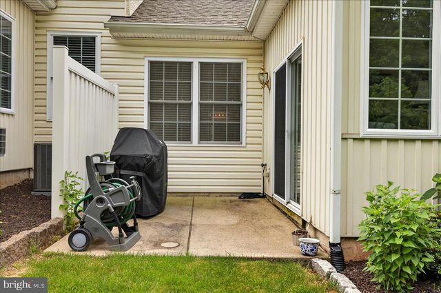 377 BRITTANY CT, Souderton, PA 18964