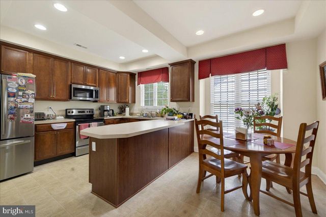 377 BRITTANY CT, Souderton, PA 18964