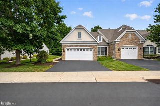 377 BRITTANY CT, Souderton, PA 18964